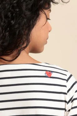 Femme Mat de Misaine mariniere avec broderie coeur